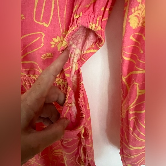 Universal Threads Cut Out Dress - Size M - Picture 5 of 7